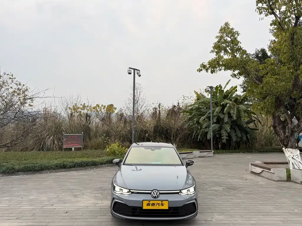 Volkswagen Golf 2022 из CN, фото 10
