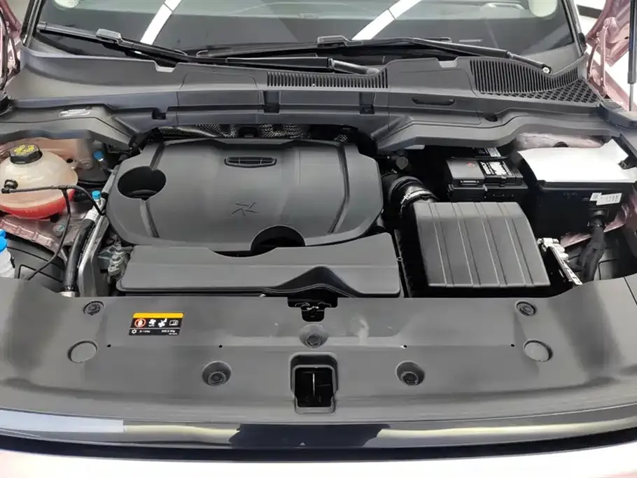 Geely Icon — фото 10