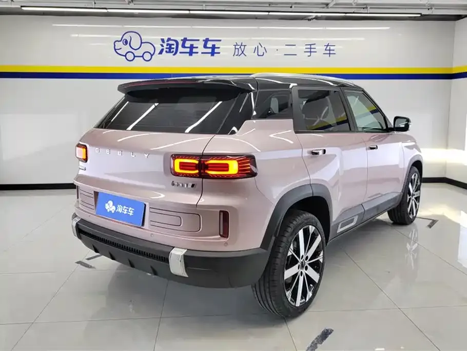 Geely Icon — фото 6
