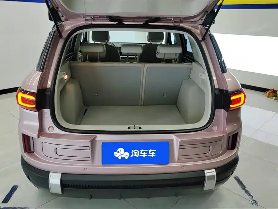 Geely Icon — фото 4