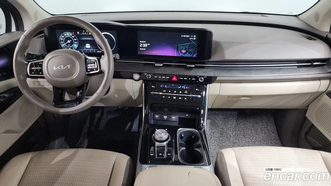 Kia Carnival — фото 10