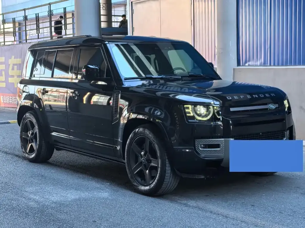 Land Rover Defender — фото 10