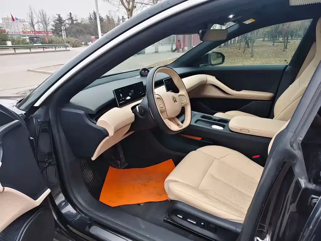 NIO ET5T 2024 из CN, фото 8