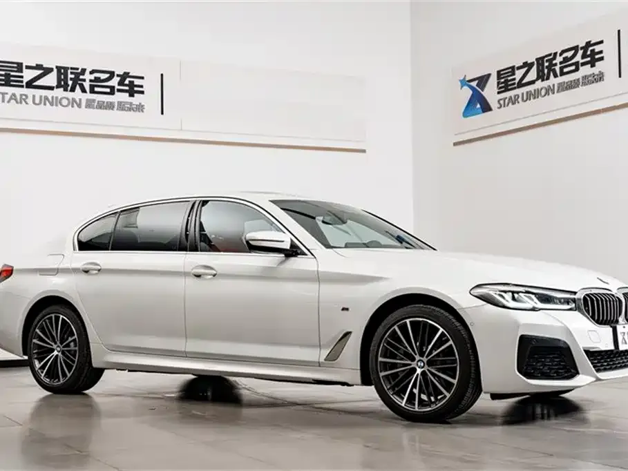 BMW 5 Series — фото 5