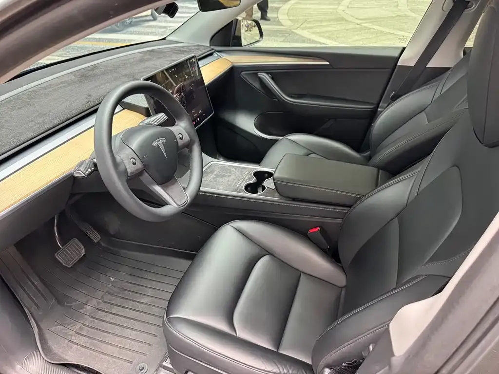 Tesla Model Y 2022 из CN, фото 2