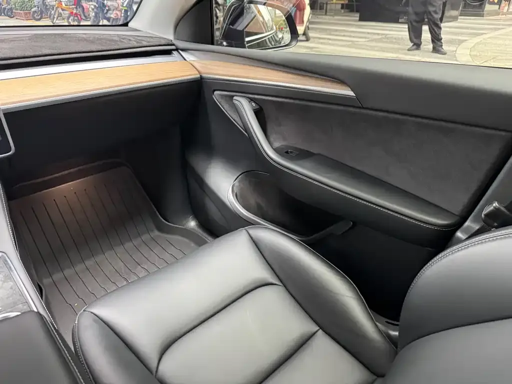 Tesla Model Y 2022 из CN, фото 4