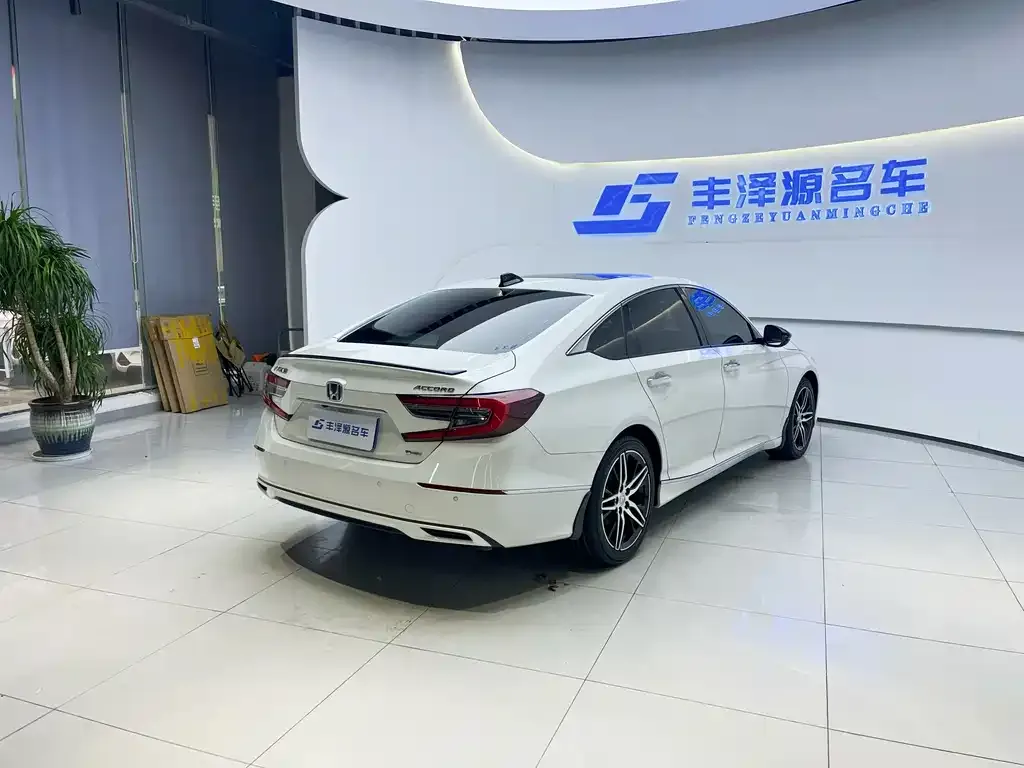 Honda Accord 2022 из CN, фото 8