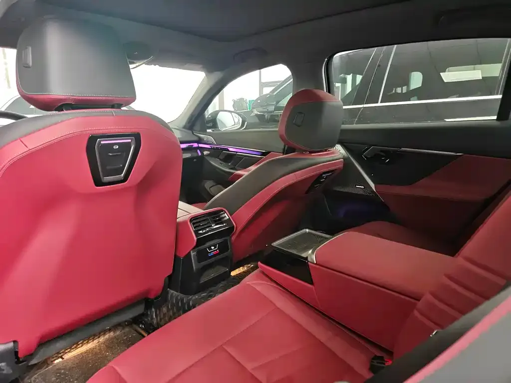 BMW i5 2024 из CN, фото 4