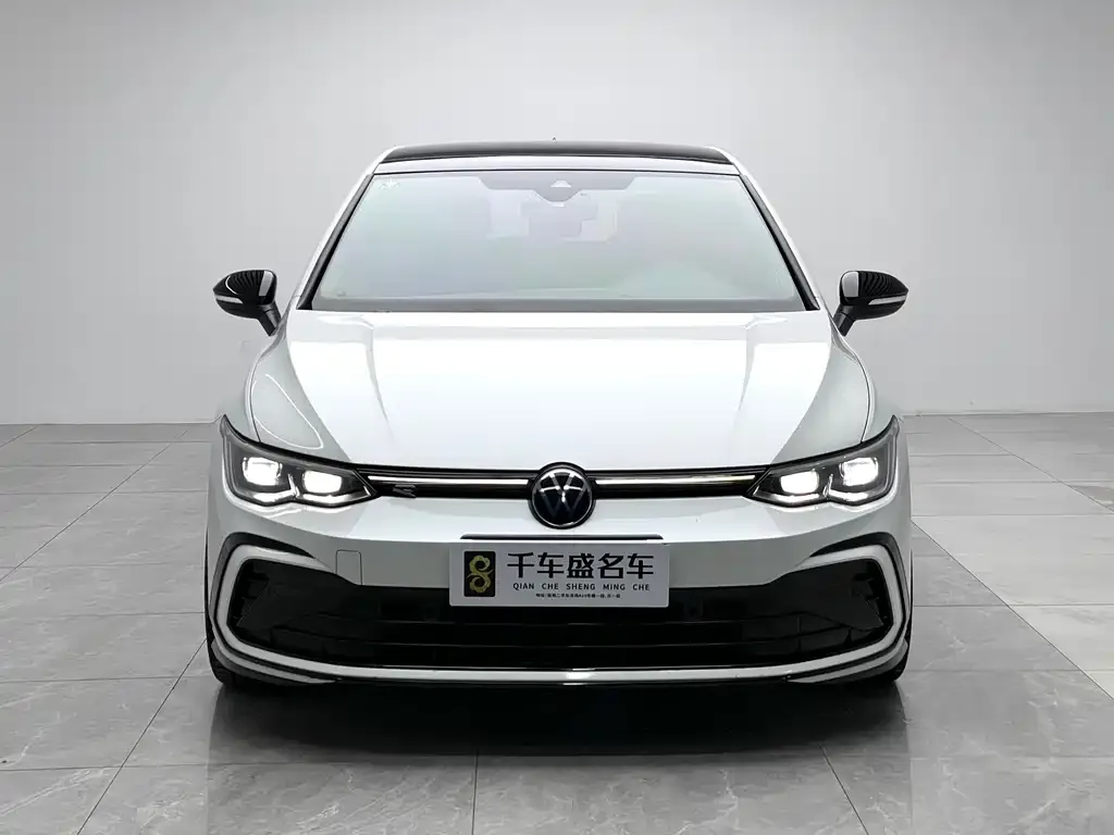 Volkswagen Golf — фото 5