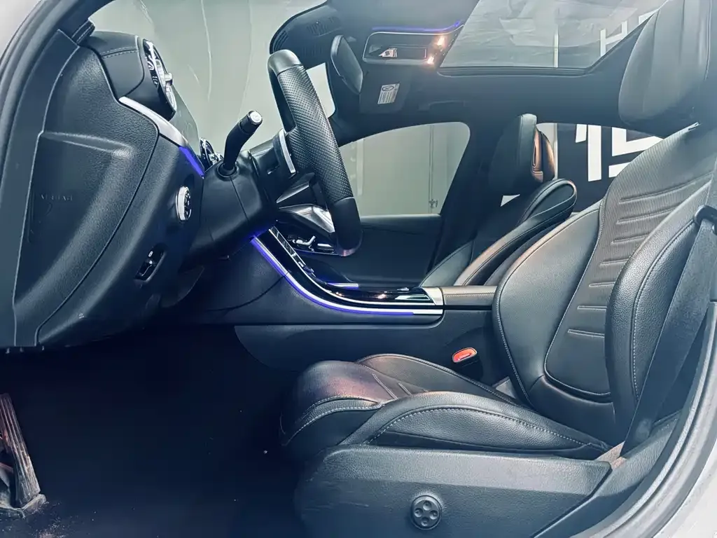 Mercedes-Benz C-Class 2024 из CN, фото 8