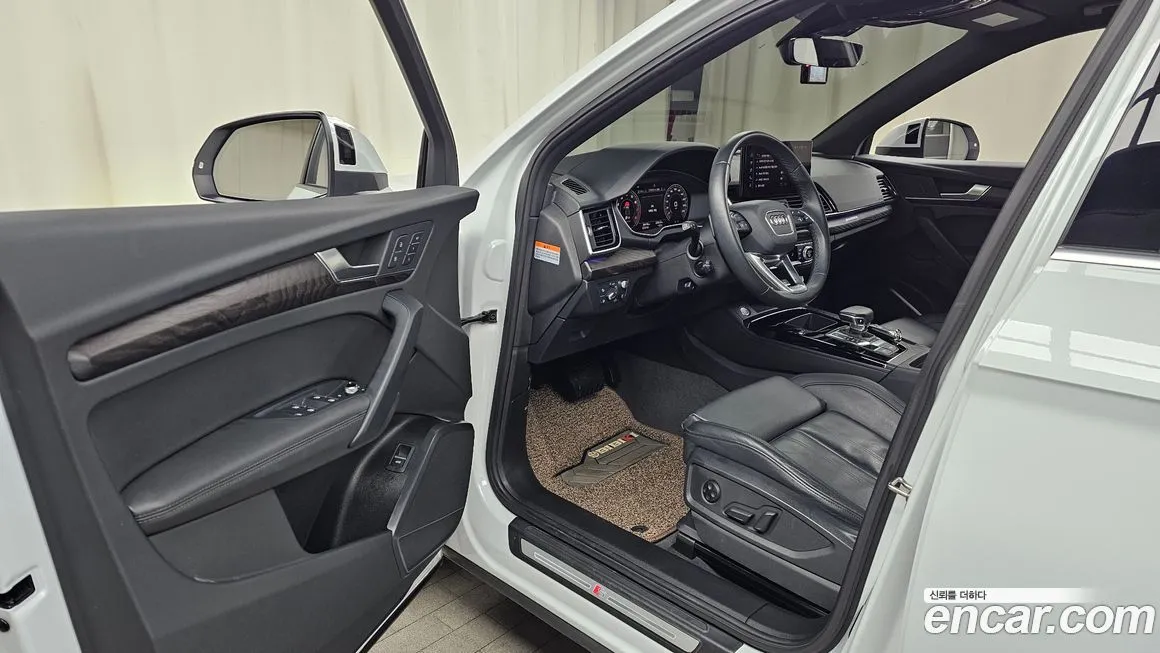 Audi Q5 2023 из KR, фото 8