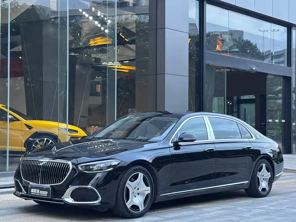 Mercedes-Benz S-Class — фото 1