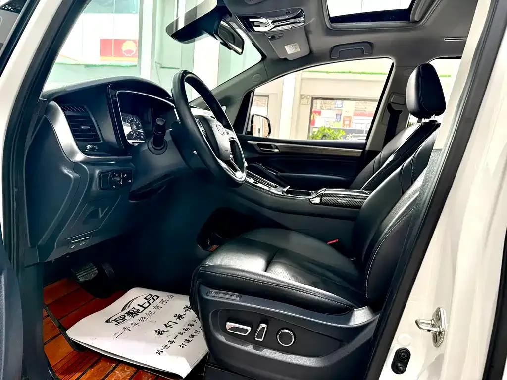 GAC Motor Trumpchi M8 — фото 10