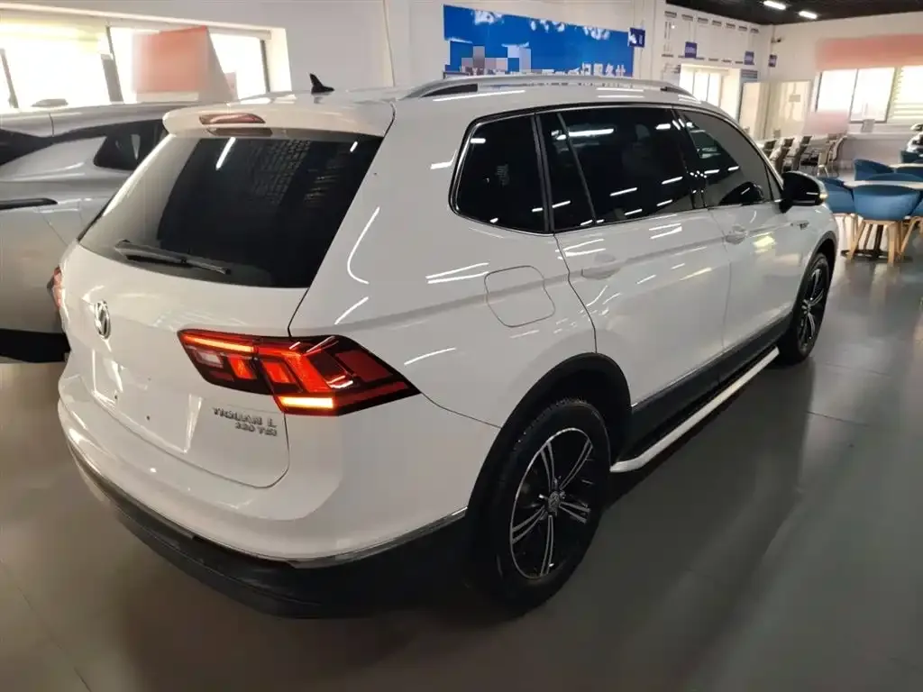 Volkswagen Tiguan L 2021 из CN, фото 7
