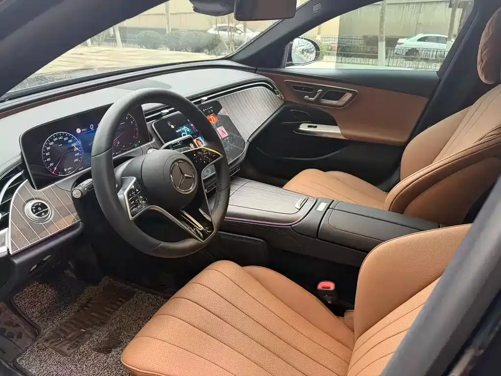 Mercedes-Benz E-Class 2025 из CN, фото 5