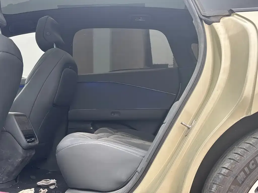 XPeng P7+ 2025 из CN, фото 5