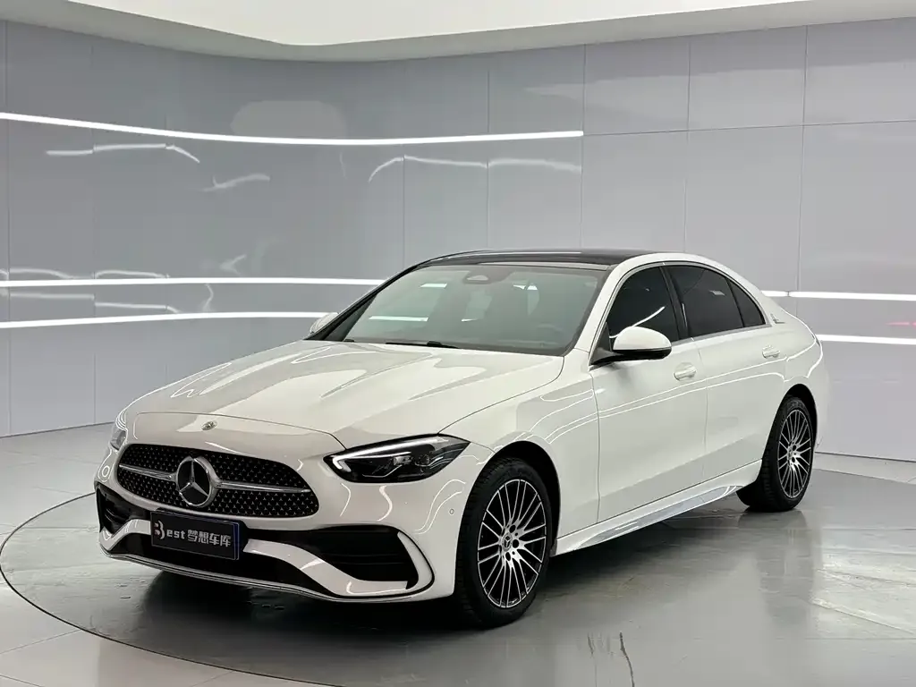 Mercedes-Benz C-Class — фото 1