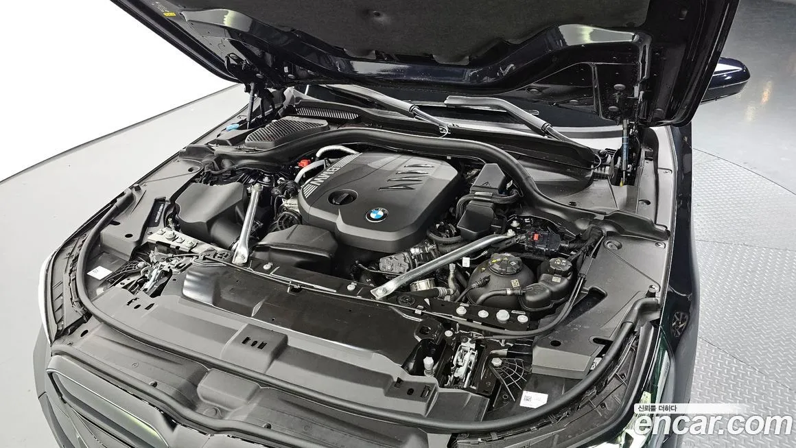 BMW 5-Series 2025 из KR, фото 8