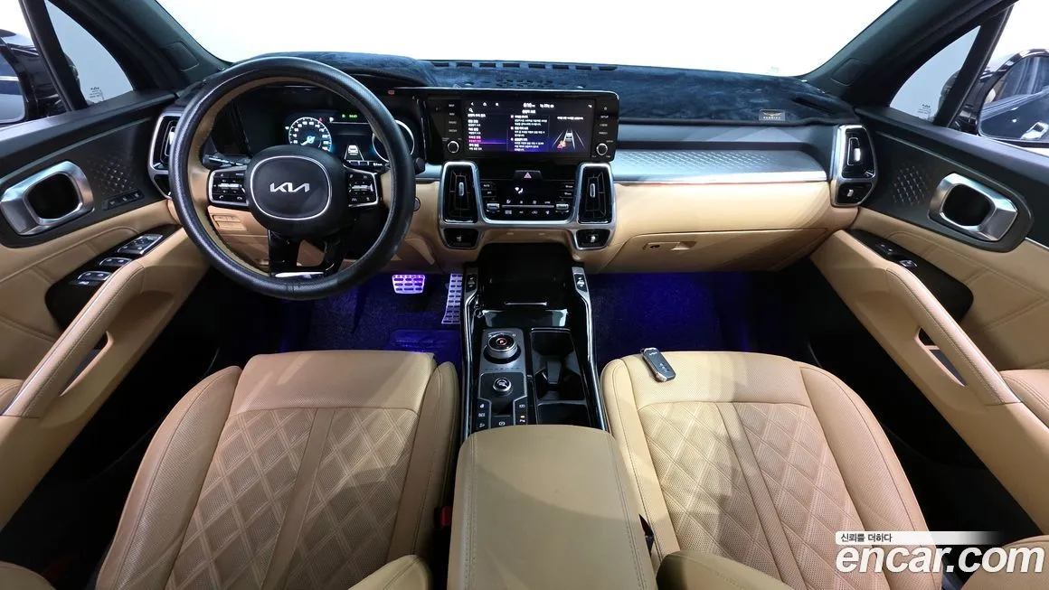 Kia Sorento — фото 8