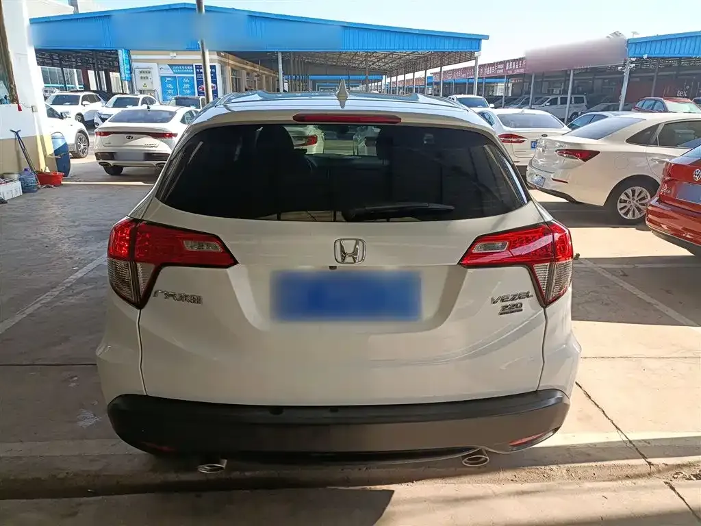 Honda Vezel 2022 из CN, фото 9