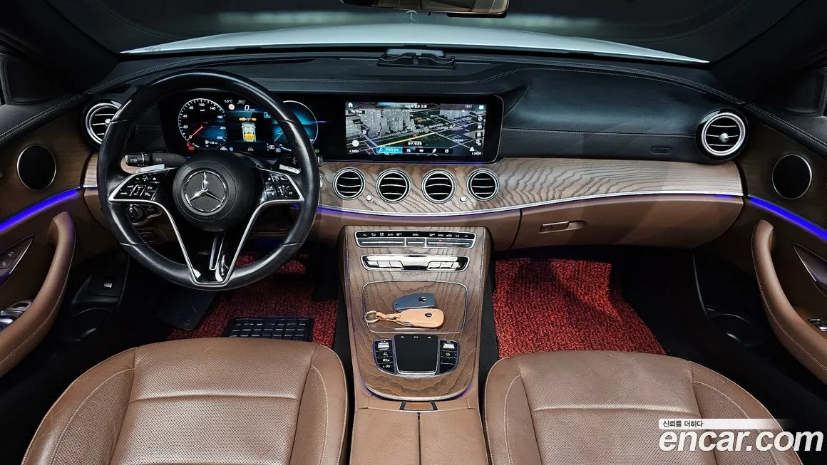 Mercedes-Benz E-Class — фото 10
