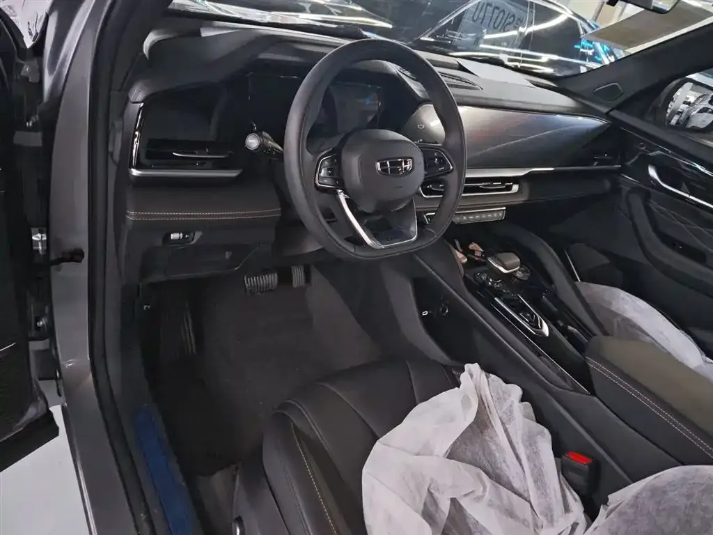 Geely Xingyue L 2026 из CN, фото 4