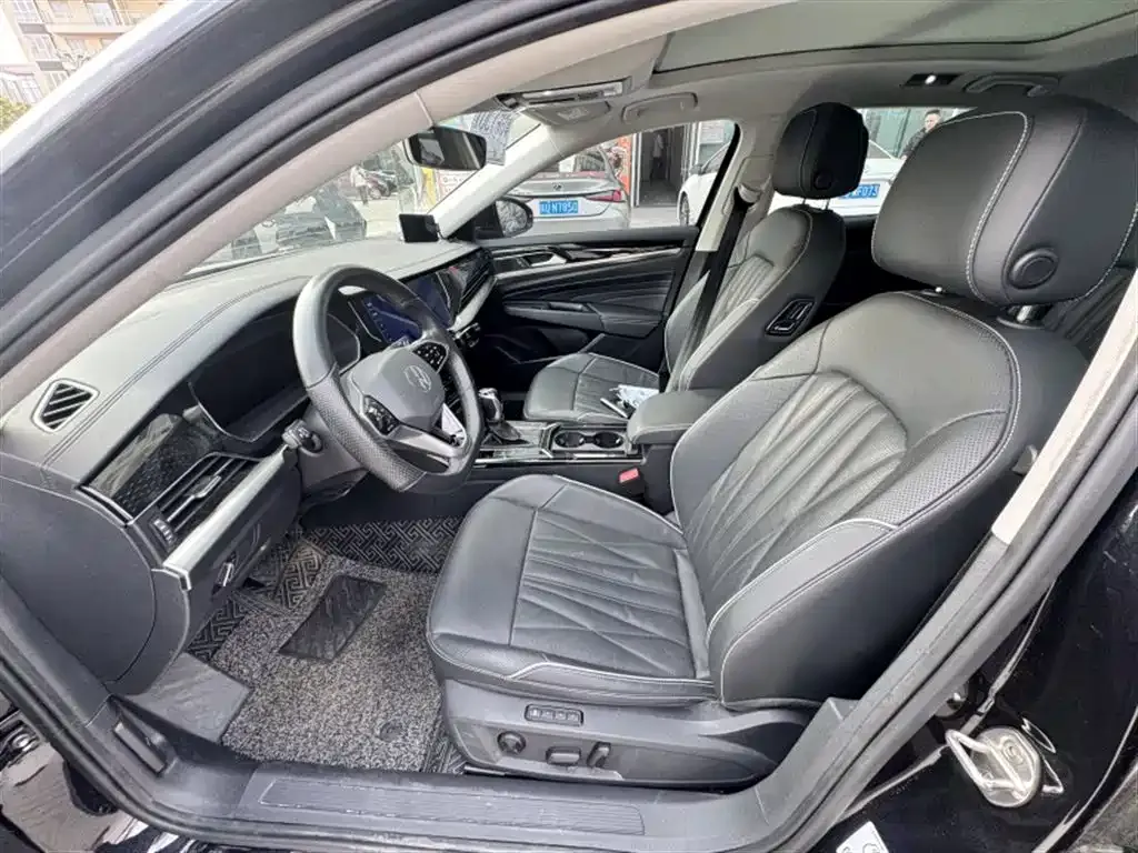 Volkswagen Passat — фото 3