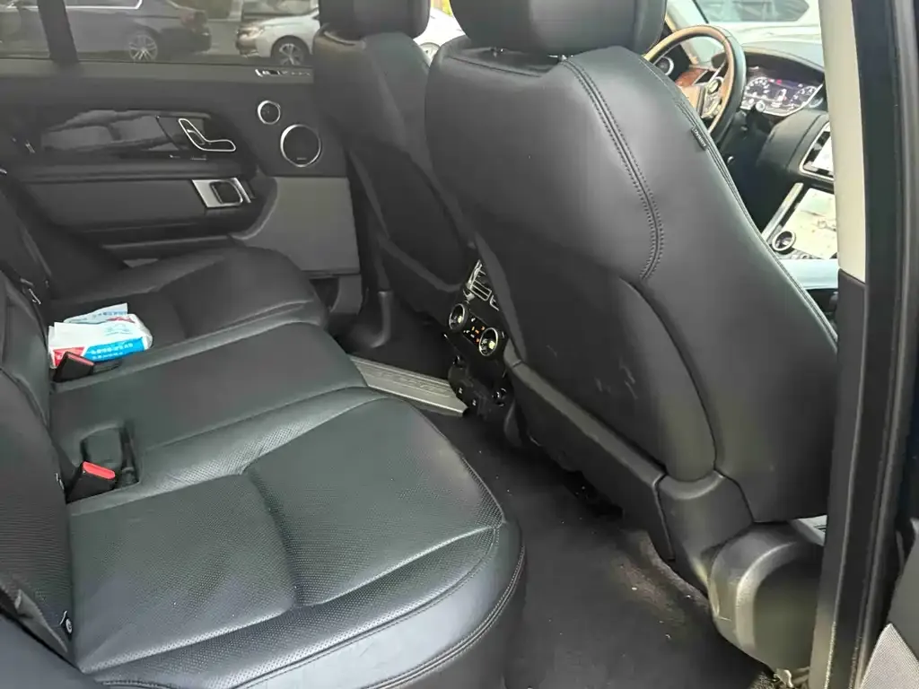 Land Rover Range Rover 2021 из CN, фото 2