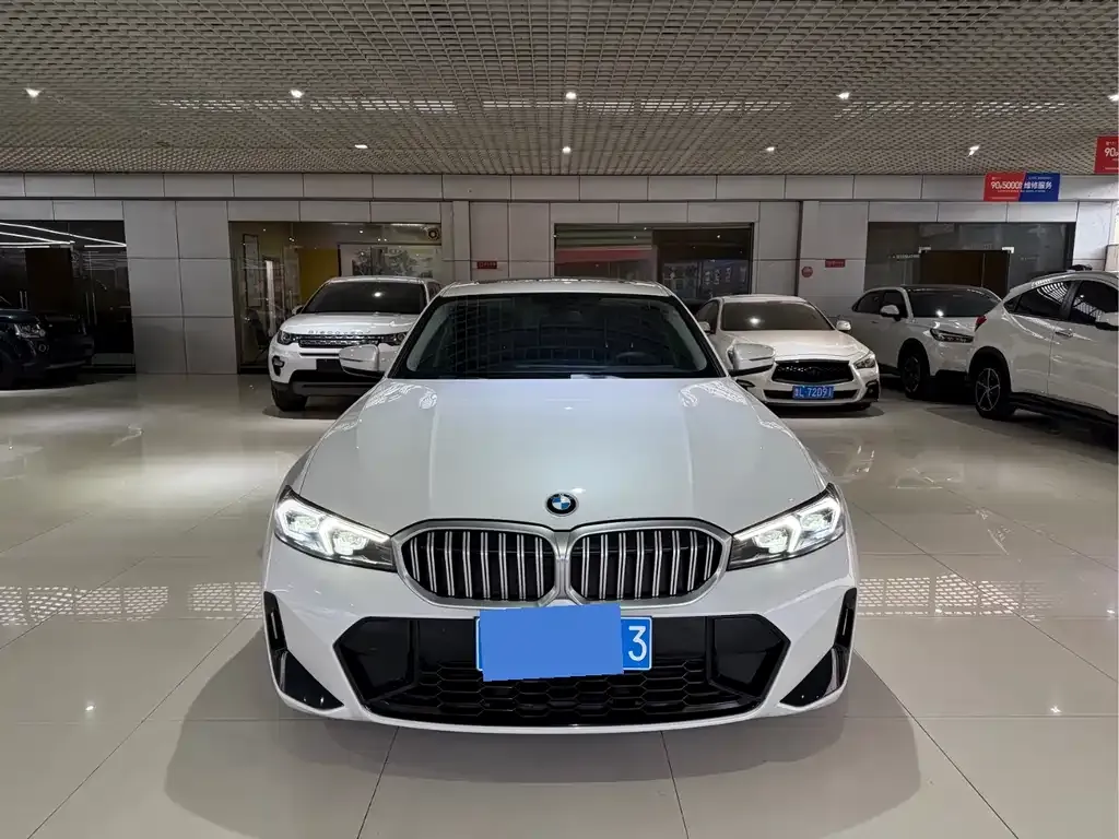 BMW 3 Series 2023 из CN, фото 2