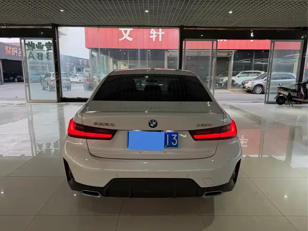 BMW 3 Series 2023 из CN, фото 5