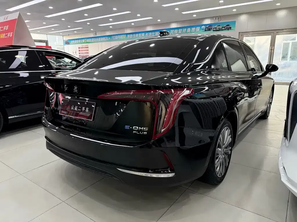 Hongqi E-QM5 — фото 3