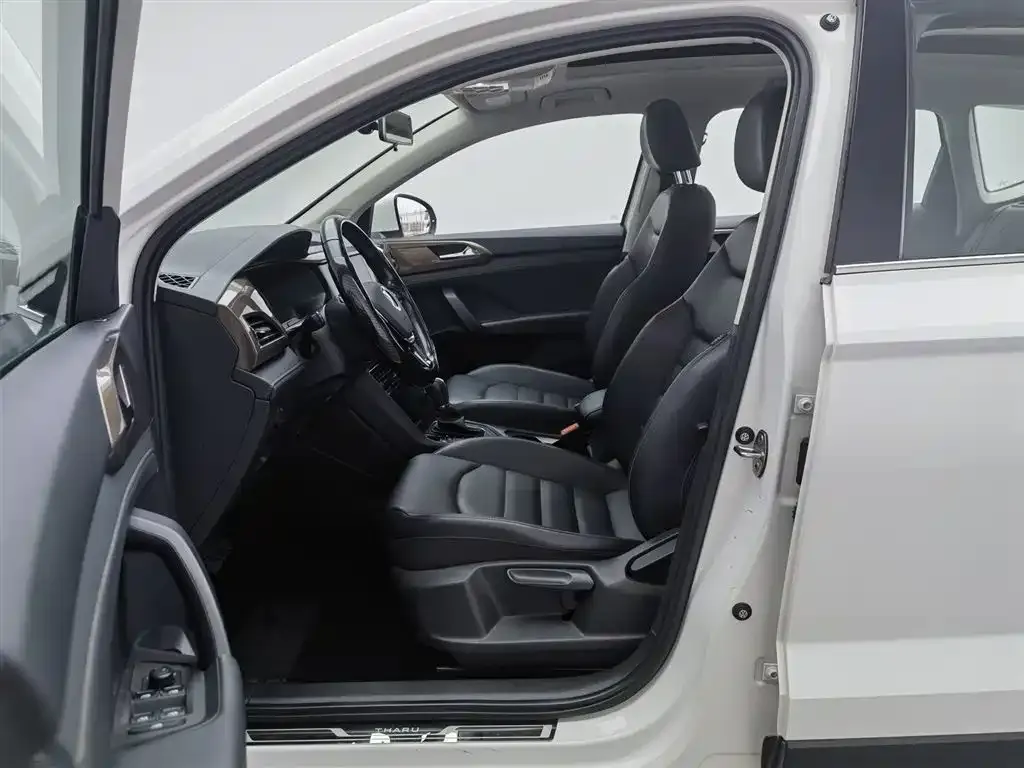 Volkswagen Tharu 2021 из CN, фото 3