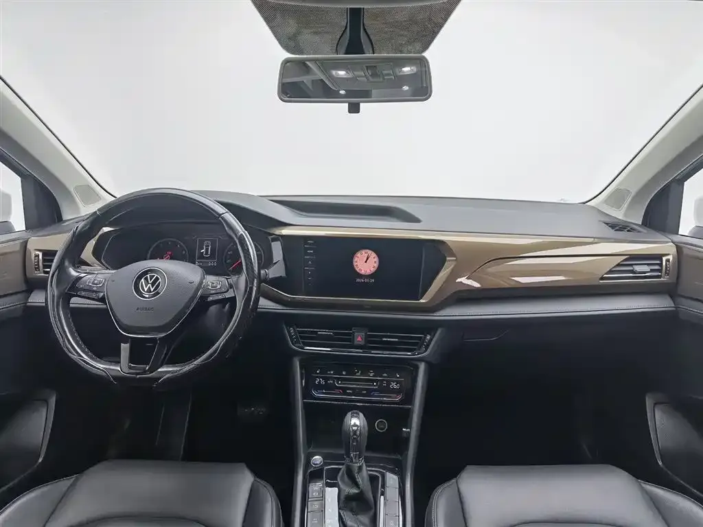 Volkswagen Tharu 2021 из CN, фото 8