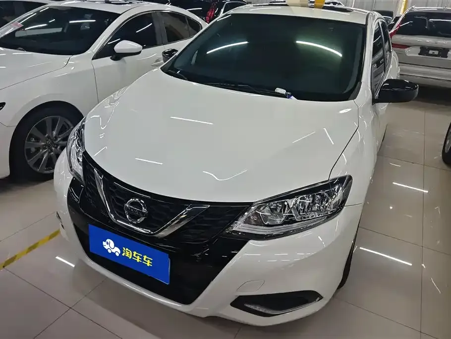 Nissan Tiida 2023 из CN, фото 8