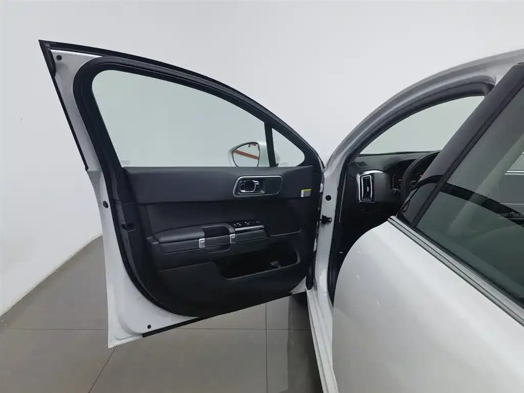 Citroen C6 2023 из CN, фото 7