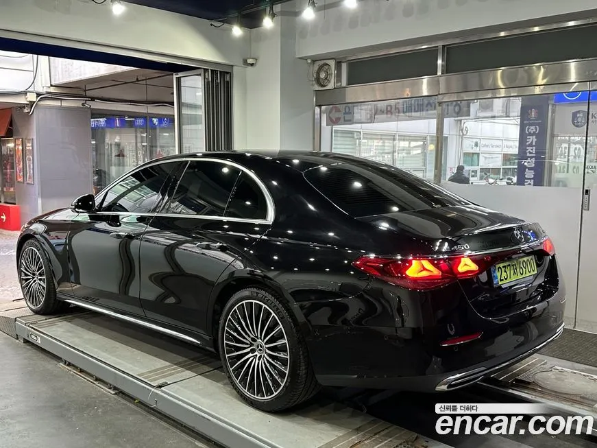 Mercedes-Benz E-Class 2024 из KR, фото 8