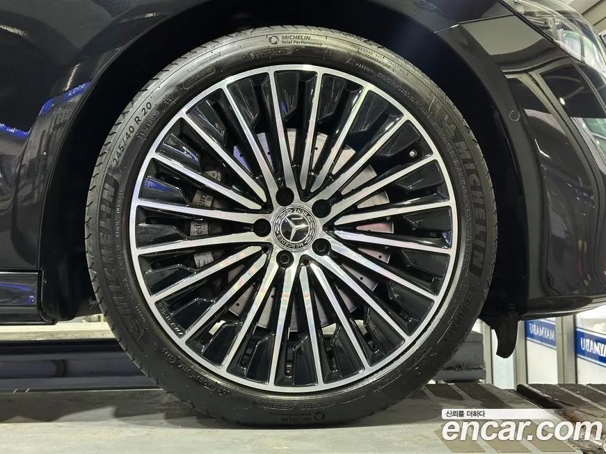 Mercedes-Benz E-Class 2024 из KR, фото 9