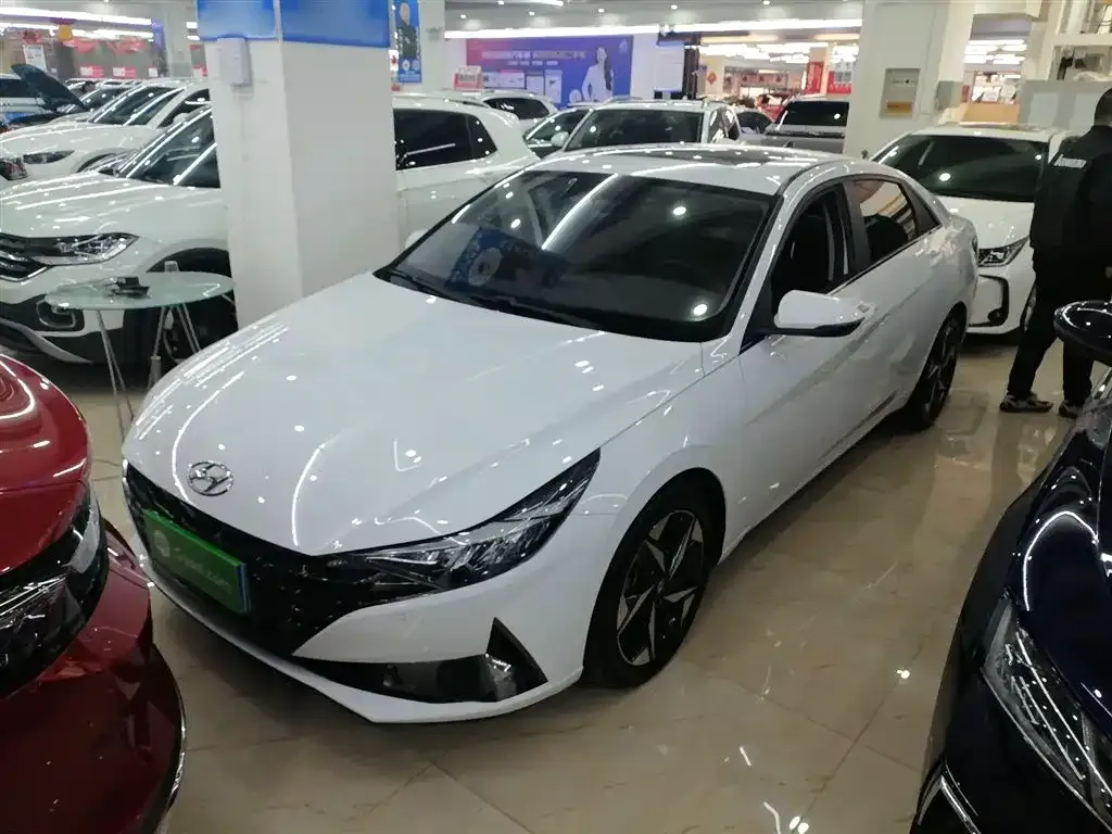 Hyundai Elantra 2021 из CN, фото 1