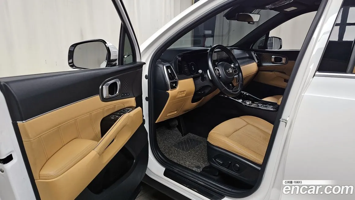 Kia Sorento — фото 8
