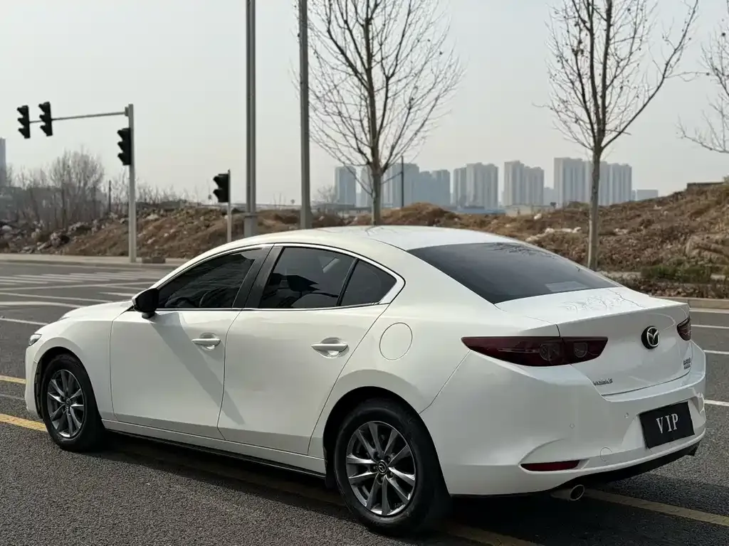 Mazda 3 Axela 2022 из CN, фото 3