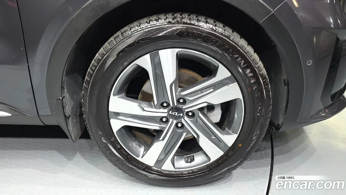 Kia Sorento — фото 8