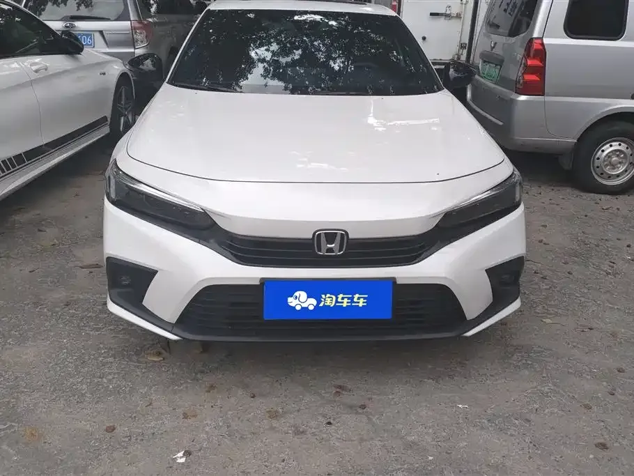 Honda Civic — фото 7