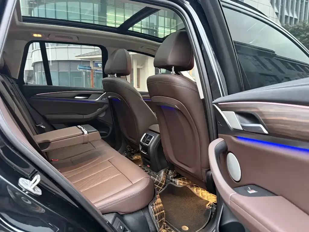 BMW X3 2024 из CN, фото 7