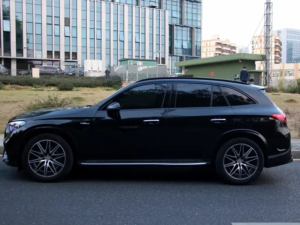 Mercedes-Benz GLC AMG — фото 7
