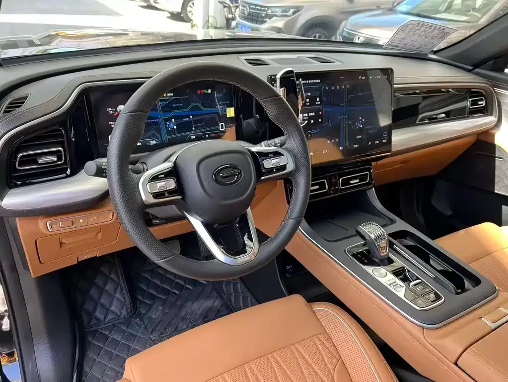 GAC Motor Trumpchi GS8 — фото 3