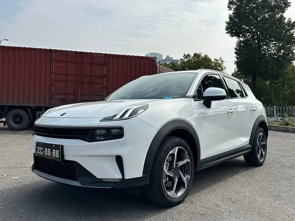 Lynk & Co 06 EM-P 2023 из CN, фото 1