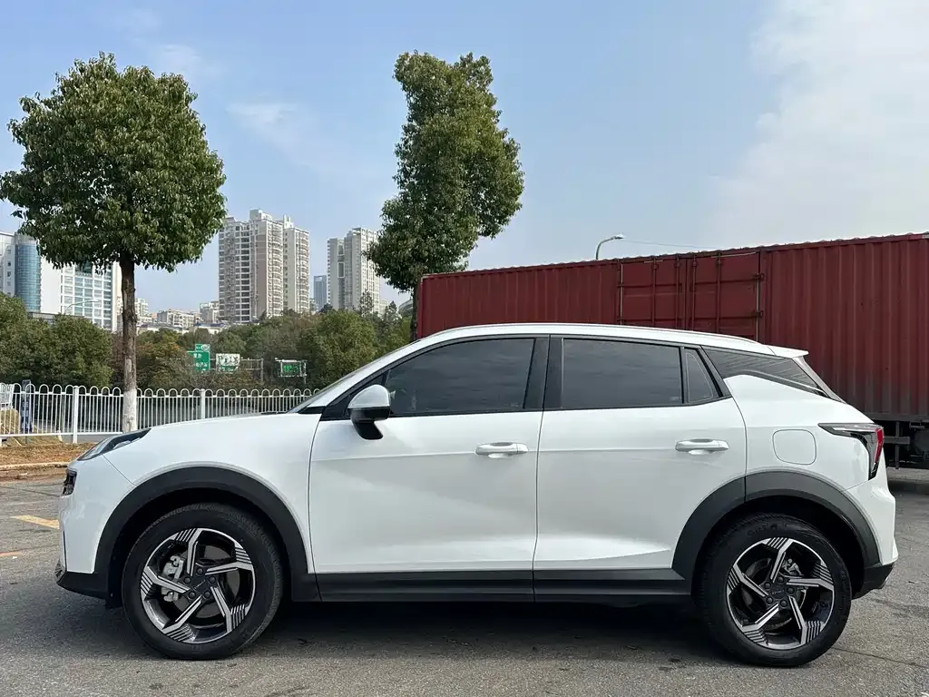 Lynk & Co 06 EM-P 2023 из CN, фото 5