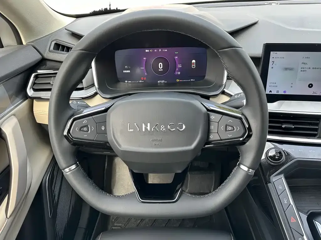 Lynk & Co 06 EM-P 2023 из CN, фото 4