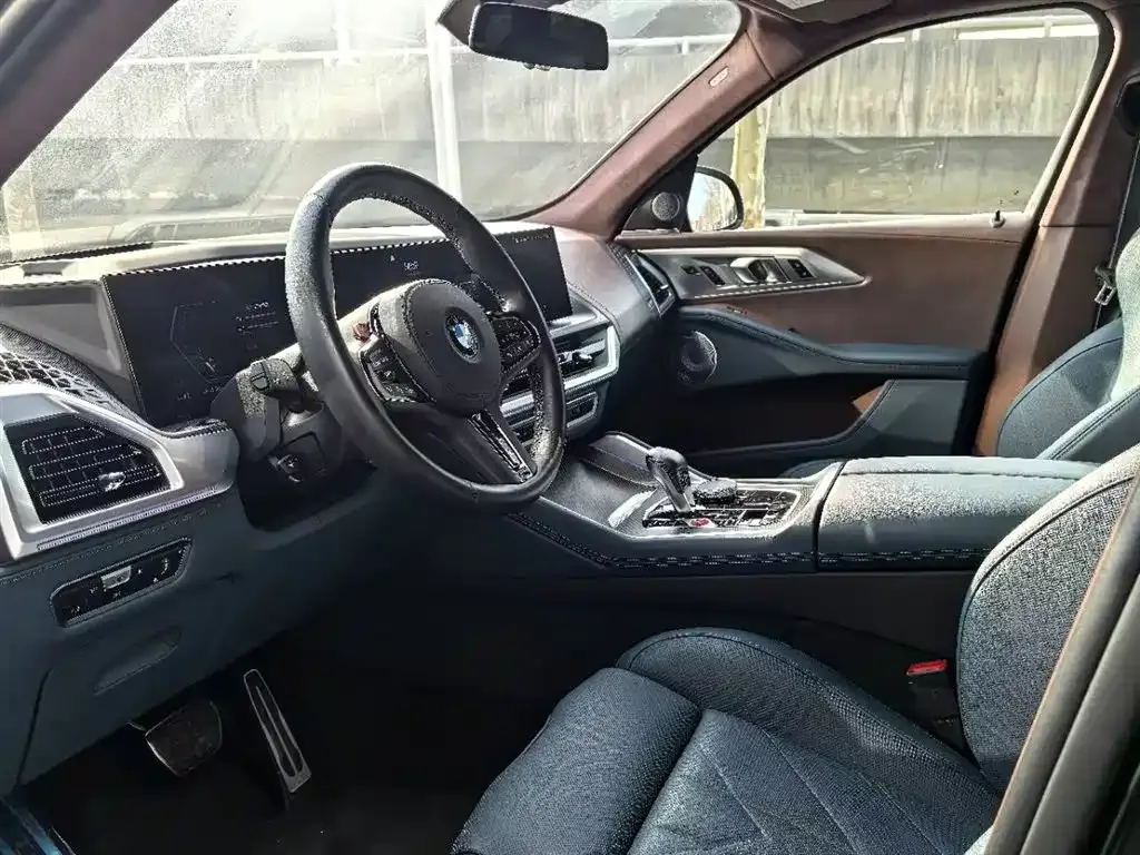 BMW XM 2024 из CN, фото 3