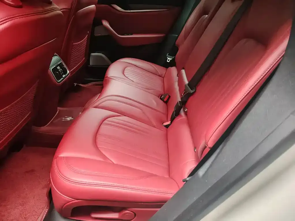 Maserati Levante 2021 из CN, фото 3